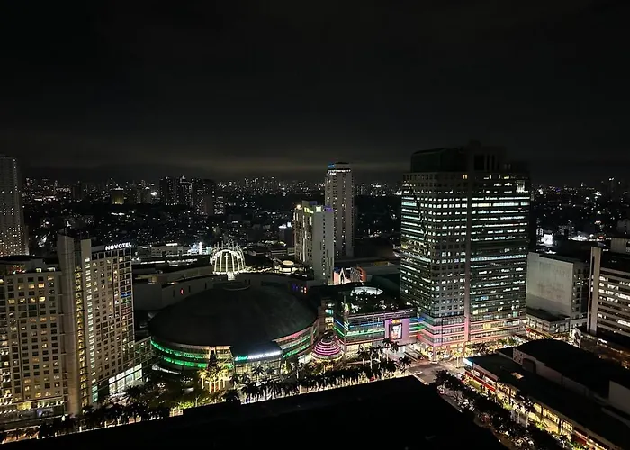Charming In Araneta Sunset And View